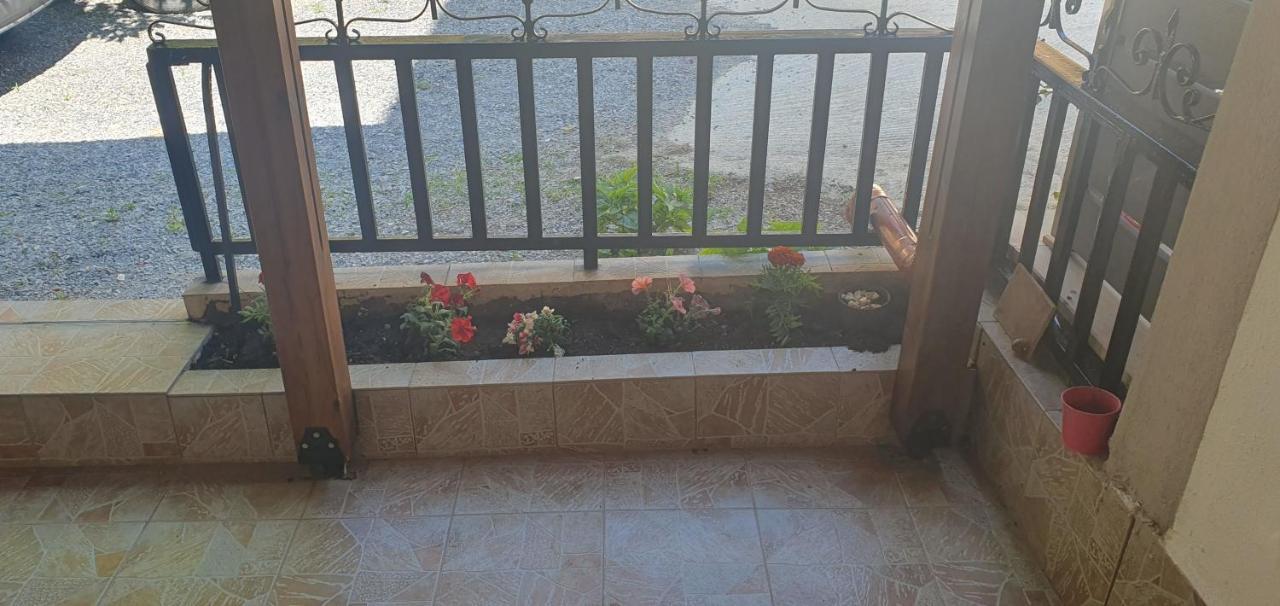 Adorable 2 Floors Two Bedroom Vacation Maisonette نيا بوتيدايا المظهر الخارجي الصورة